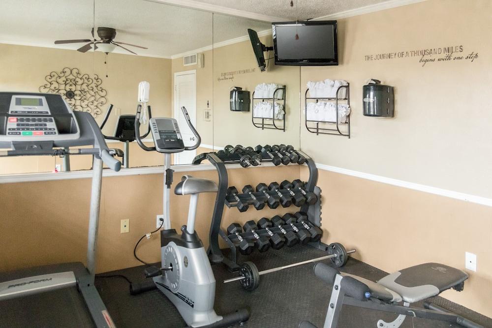 Vineyard Court Designer Suites Hotel College Station Exterior foto